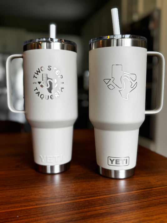 YETI 42 oz. Straw Mug with Straw Lid